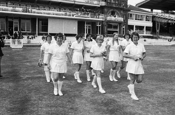 First Recorded women's match - Female Cricket