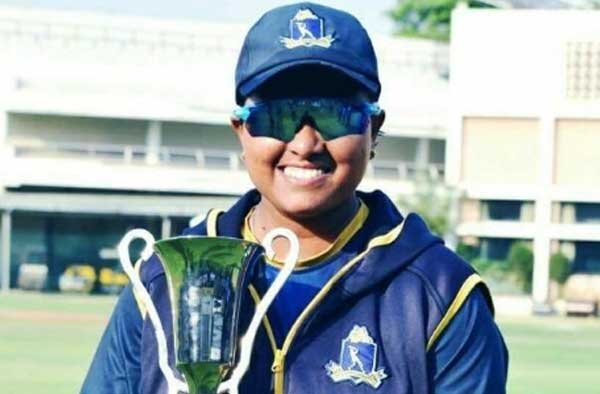 Rituparna Roy coach of Vidarbha's Women Cricket Team