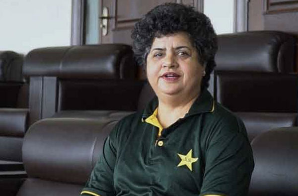 Humaira Farrukh - female umpire from Pakistan