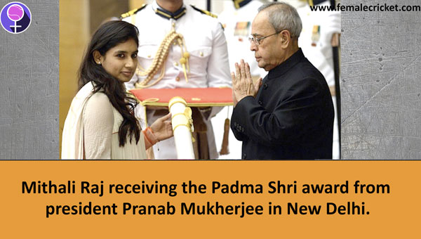 Mithali Raj receiving Padma Shri Award