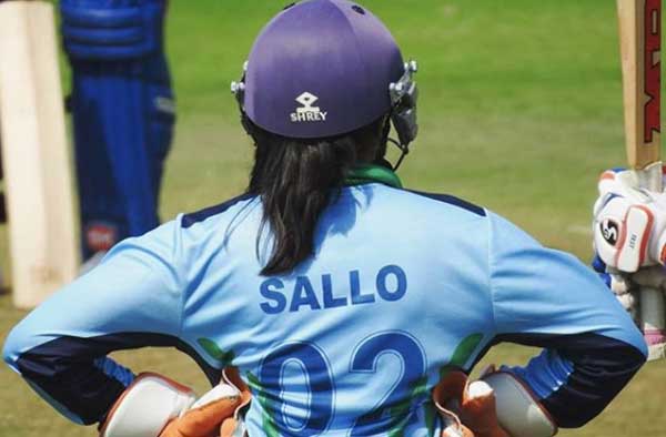 Saloni Allot Female Cricket