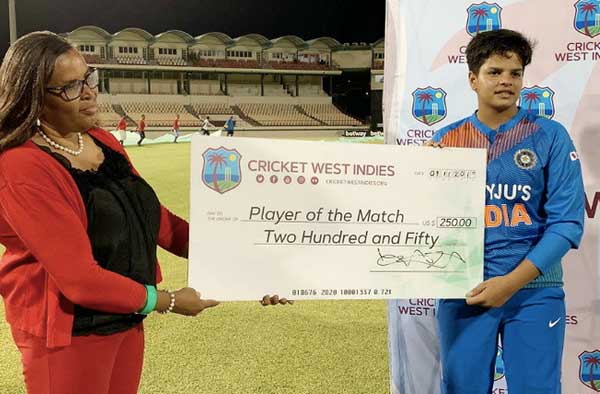 Shafali Verma receiving Player of the Match Award