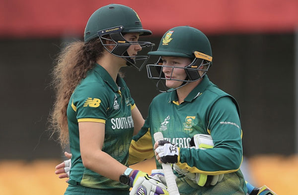 Lizelle Lee and Laura Wolvaardt. PC: Cricket South Africa / Twitter