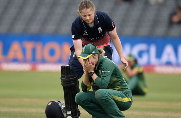 Anya Shrubsole comforting Dane van Niekerk after England beat South Africa World Cup semi-final was one of the moments of the tournament
