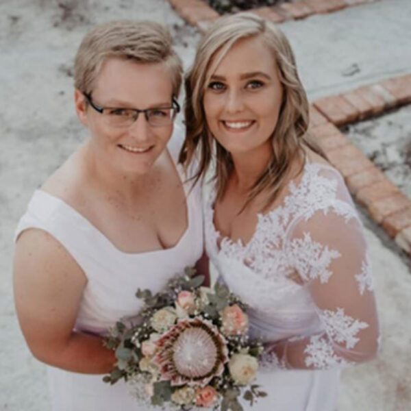Lizelle Lee gets married to her girlfriend Tanja Cronje - Female ...