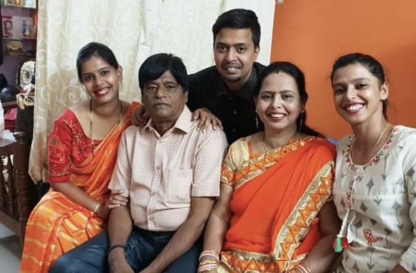 Mamtha Kanojia with her Family Members