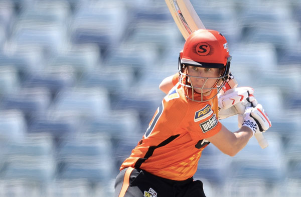 Beth Mooney smashed a Match Winning Century for the Perth Scorchers.  PC: WBBL