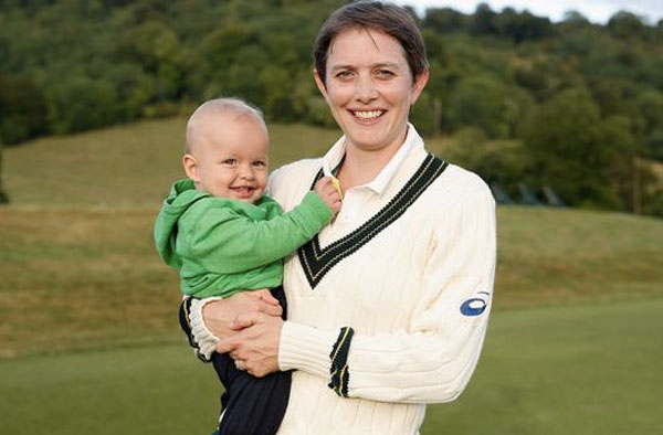 Sarah Elliott with first son Sam in England in 2013. PC: Herald Sun