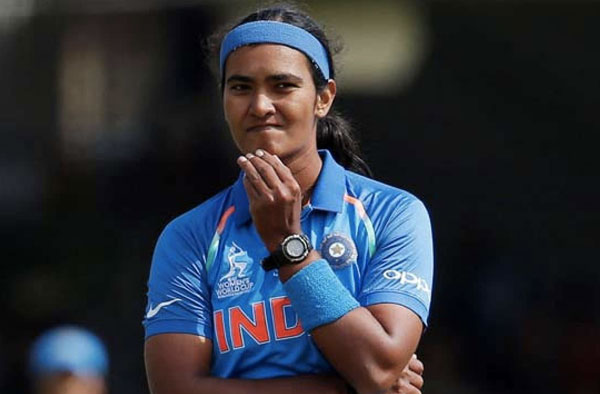 Disheartened Shikha Pandey shares a heartfelt blog after exclusion from World Cup Squad