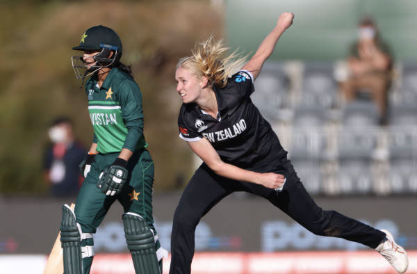 Hannah Rowe's 5 Wicket Haul guides New Zealand to 71-Run Win over Pakistan. PC: ICC/Getty Images
