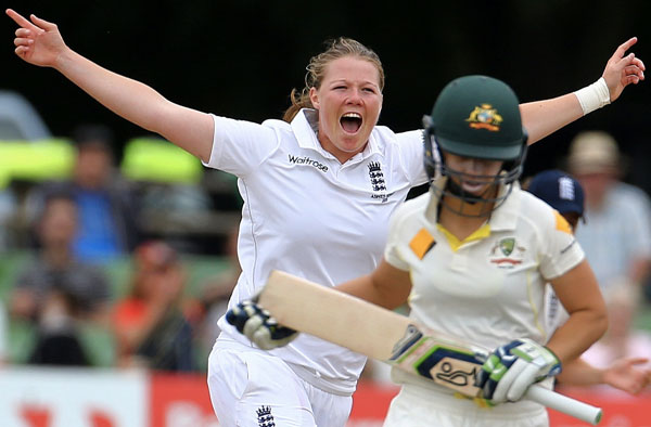 Anya Shrubsole celebrating a Test Wicket. PS: Getty Images