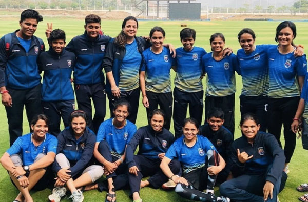 Kiran Navgire with Maharashtra State Women's Cricket Team