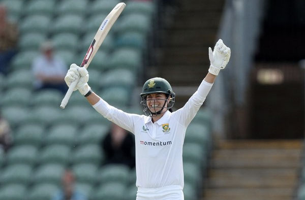Marizanne Kapp's Maiden Test Century stabilises South Africa's first innings. PC: Getty Images