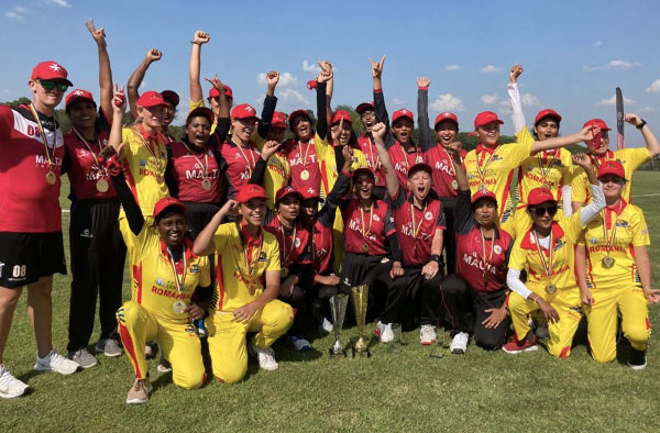 Both Malta and Romania National Women's Cricket team members posing for a picture. PC: LovinMalta.com