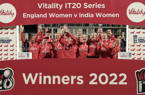 England clinch T20I Series 2-1 beating India by 7 Wickets in 3rd T20I. PC: Twitter