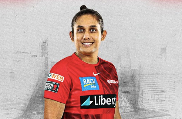 Chamari Athapaththu signed by Melbourne Renegades as replacement for Harmanpreet Kaur . PC: RenegadesWBBL/Twitter