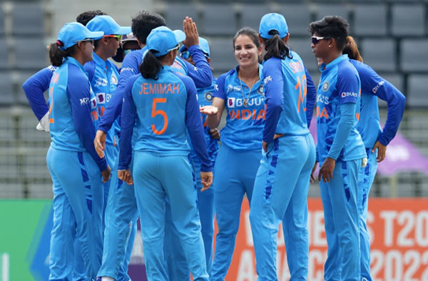 India enters Finals of Women's Asia Cup 2022 beating Thailand by 74 Runs. PC: CREIMAS