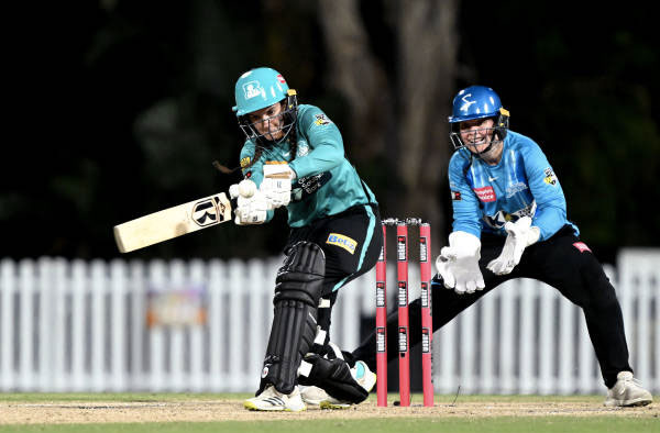 Game 45: Adelaide Strikers v Brisbane Heat |  Squads |  Players to watch |  play fantasy XI |  live streaming