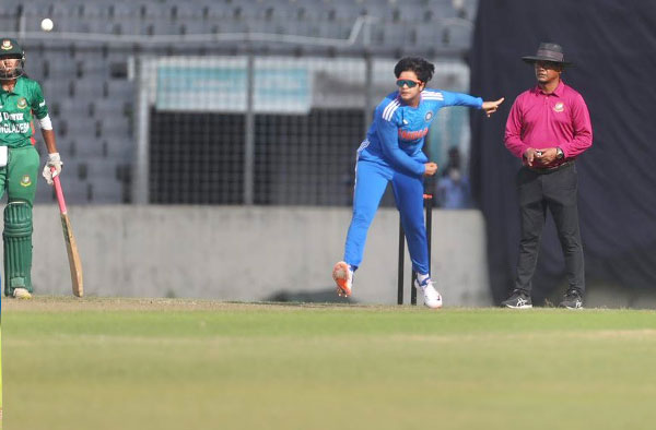 Deepti Sharma and Shafali Verma's 3 wicket haul helps India survive a low scoring thriller. PC: Shafali Verma / Twitter