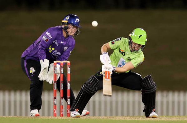 Match 17 : Hobart Hurricanes vs Sydney Thunder | Squads | Players to watch | Fantasy Playing XI | Live streaming
