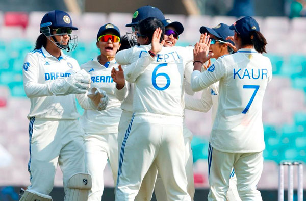 India thrash England by a massive 347 Runs in one-off Test at DY Patil Stadium. PC: Getty