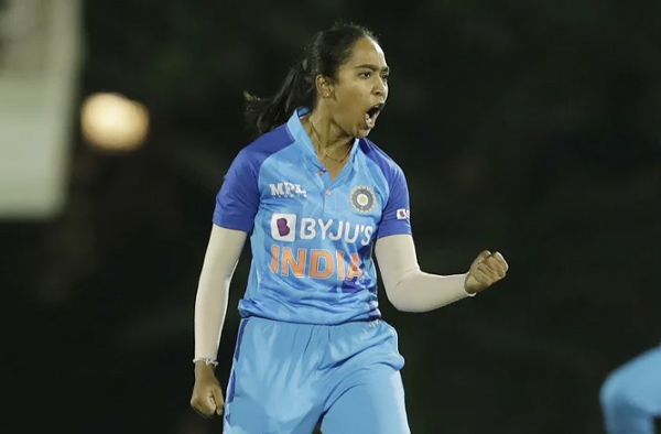 Who Is Anjali Sarvani Bio Stats Up Warriorz Player Female Cricket