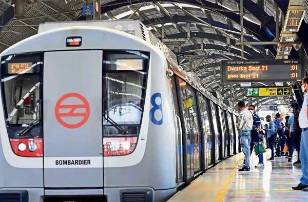DMRC extended metro services till 12:15 am following the WPL Final