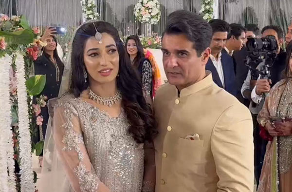 Aliya Riaz Ties the Knot with Cricket Commentator Ali Younis