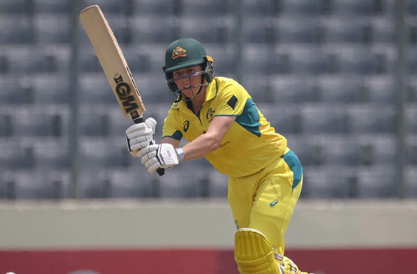 Georgia Wareham Shines as Australia Dominate Bangladesh in T20I Series