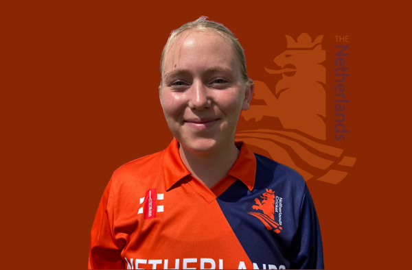 Merel Dekeing for Netherlands. PC: Female Cricket