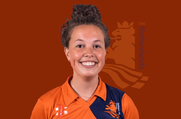 Phebe Molkenboer for Netherlands. PC: Female Cricket