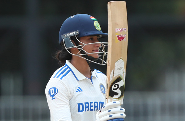 Watch Video Smriti Mandhana completes career-best 149 in Women's Tests