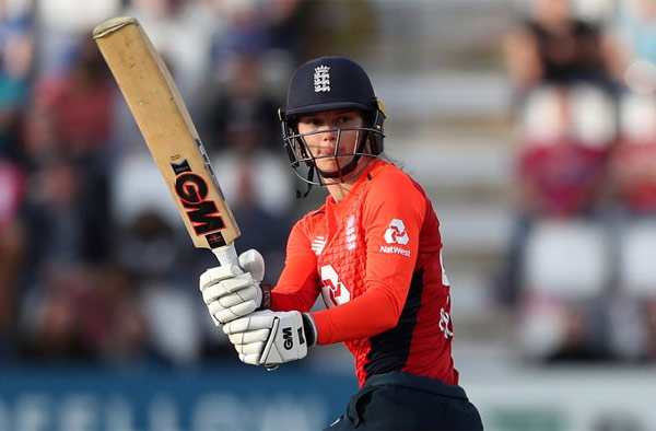 Amy Jones completes 200 International Appearance for England