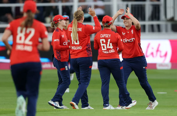 Sophie Ecclestone and Alice Capsey dominates as England takes commanding 3-0 lead over New Zealand in T20Is