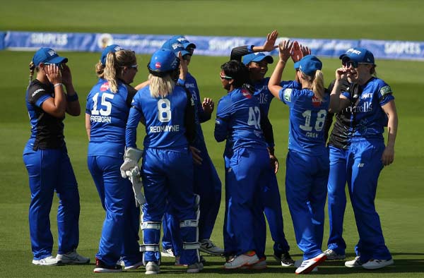 Georgia Redmayne guides London Spirit back to winning ways with 8 wicket win. PC: Getty