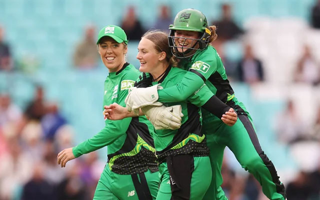 Lauren Cheatle, Tily Corteen-Coleman, and Danni Wyatt lead Southern Brave to their first victory of the season in a rain-curtailed encounter. PC: Getty