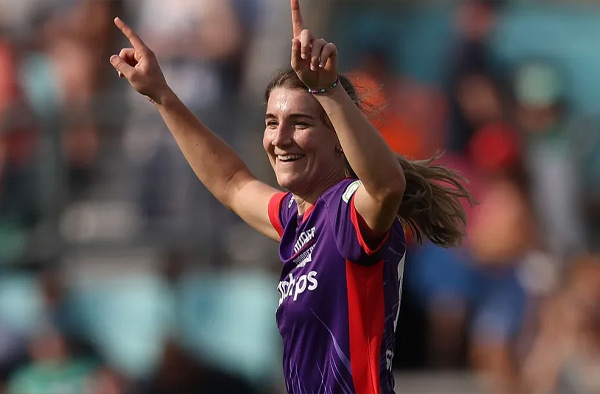 Watch Highlights Annabel Sutherland uproots Stumps 4 times in 6 balls. PC: Getty