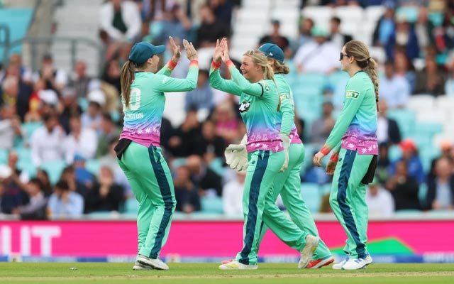 Watch Highlights Lauren Winfield-Hill, Marizanne Kapp shine as Oval Invincibles defeat London Spirit. PC: Getty