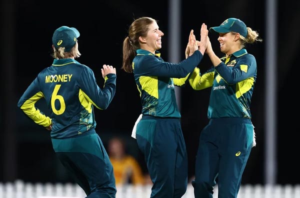 Georgia Wareham shines as Australia completes T20I Whitewash against New Zealand. PC: Getty