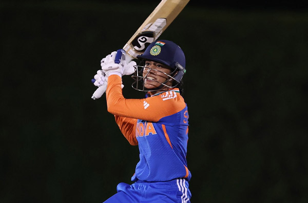 Smriti Mandhana becomes the 1st Indian to reach 3500 T20I Runs. PC: Getty