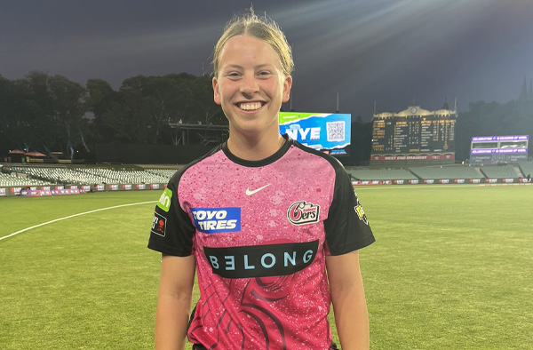 Who became the youngest debutant in the history of Women's Big Bash League at just 15 years old? PC: WBBL / X