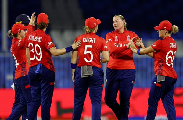 Danielle Wyatt-Hodge and Nat Sciver-Brunt's Partnership steals the show against South Africa. Getty