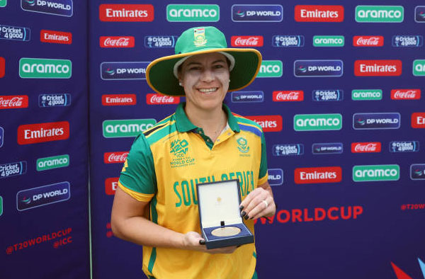 Marizanne Kapp, bowlers powers South Africa to a massive 80-Run Win to jump to No.1 Spot. PC: Getty