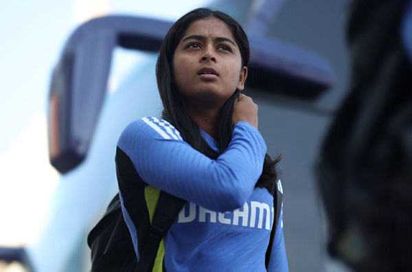 Why did Shreyanka Patil miss the 3rd ODI against New Zealand?