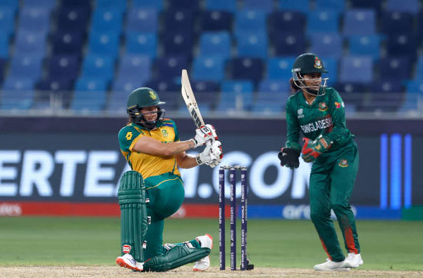 Tazmin Brits and Marizanne Kapp boost South Africa's Semi-Final hopes beating Bangladesh by 7 Wickets. PC: Getty