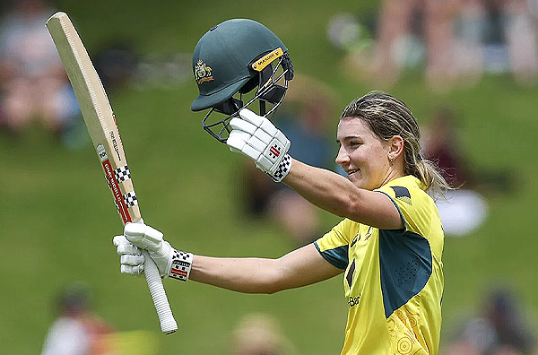 Annabel Sutherland scripts history with consecutive centuries batting at no. 5 or lower