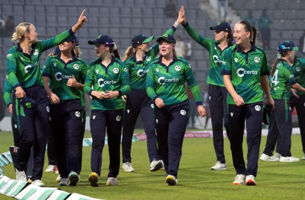 Orla Prendergast's 4/22 and Laura Delany's 36* guide Ireland to a 3-0 T20I series win over Bangladesh