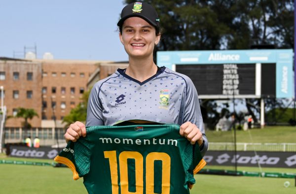 Laura Wolvaardt surpasses Mithali Raj to become the youngest female to make 100 ODI appearances