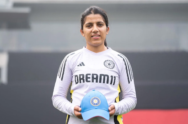 Tanuja Kanwar makes her ODI debut in the 3rd ODI against West Indies