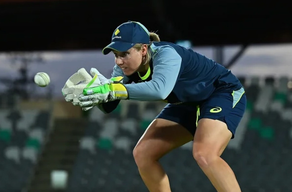 Rain denies Alyssa Healy keeping opportunity with warm-up game abandoned